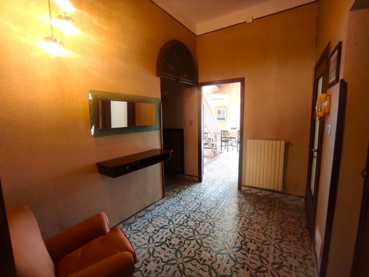 La Casa Del Nonno Villa มอนเรอาเล ภายนอก รูปภาพ